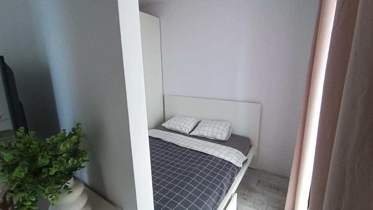 Apartament Niedaleko Centrum Warszawy 华沙 外观 照片